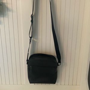 Coach -crossbody -leather